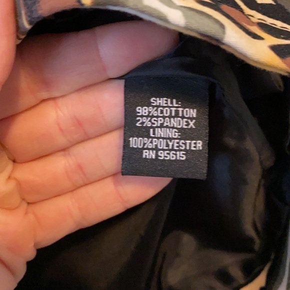 Rafaella Animal Print 3/4 Sleeve button Jacket - Picture 6 of 7